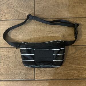 ALOHA mini hip bag used but in great condition